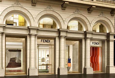 магазин fendi